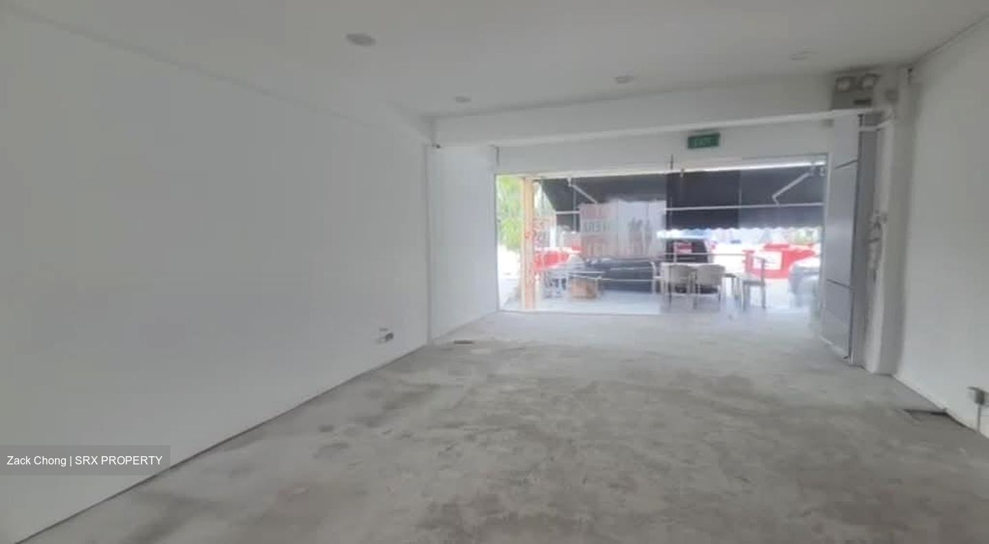 Hillcrest Park (D11), Retail #563203031